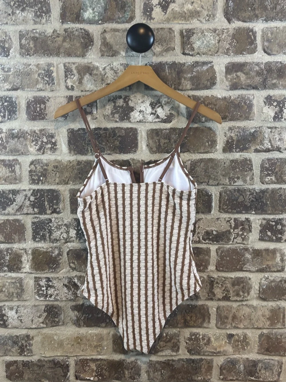 Cupshe Striped Textured One-Piece Swimsuit in Cream and Brown Size M